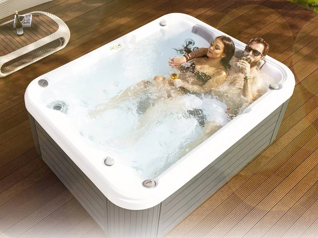 Où trouver un SPA rectangulaire à Ambarès et Lagrave