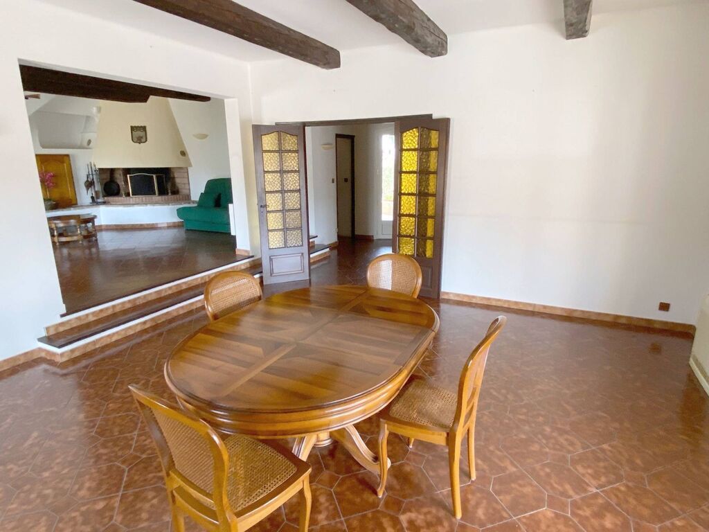 a la vente villa avec piscine ceyreste