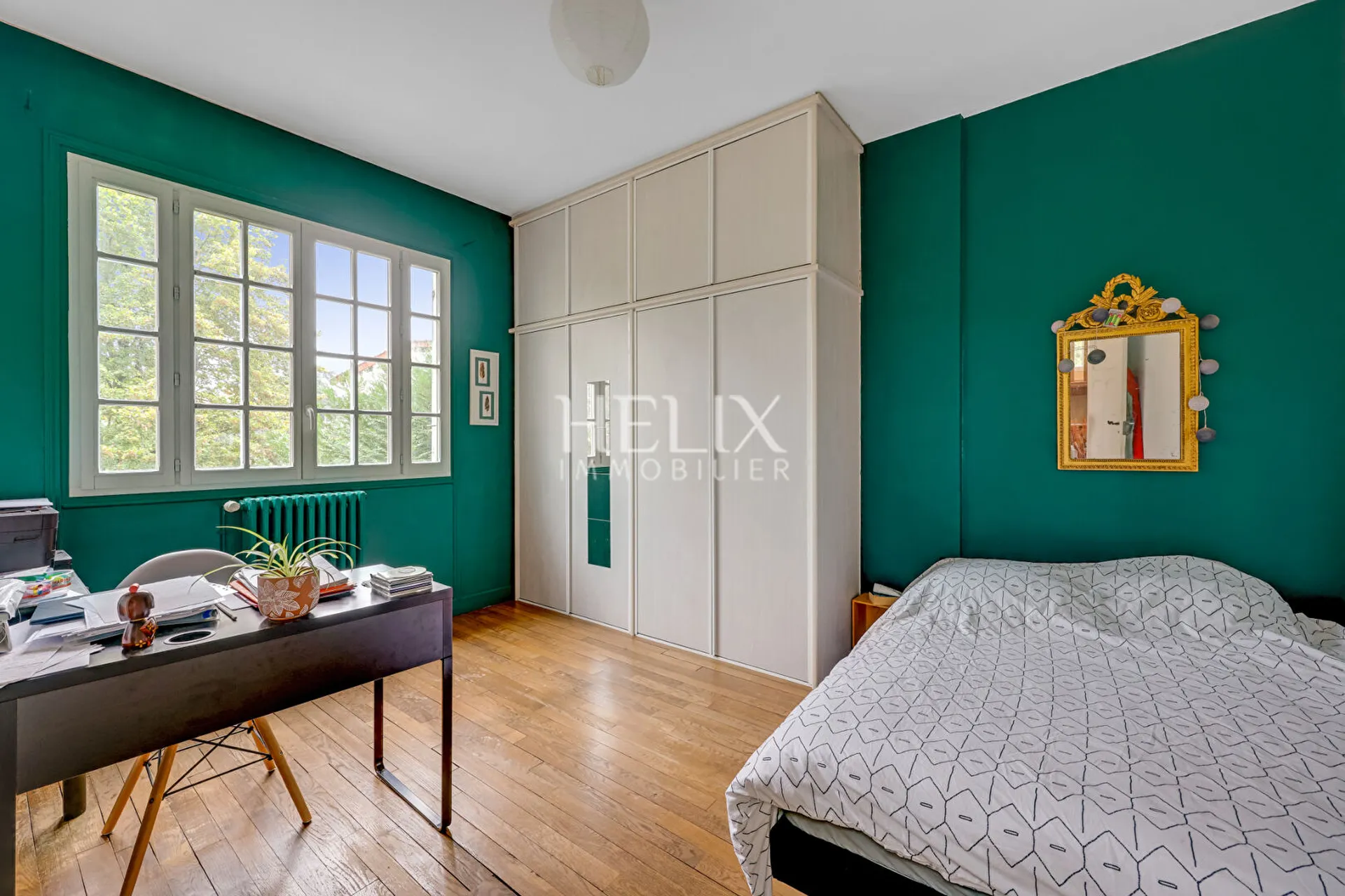 Belle maison de 4 chambres avec un jardin de 720 M²  proche du centre à Le Vésinet