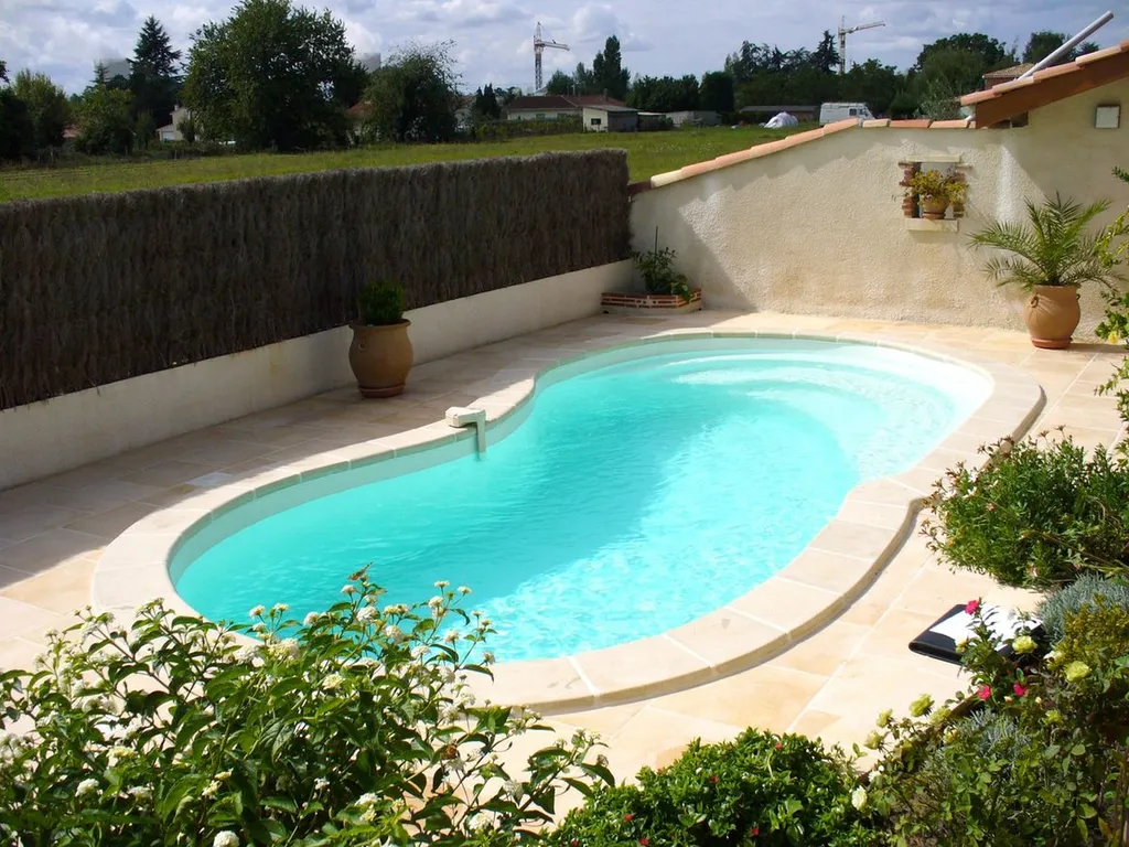 PISCINE COQUE BLUE MOON - 7M40 X 3M40