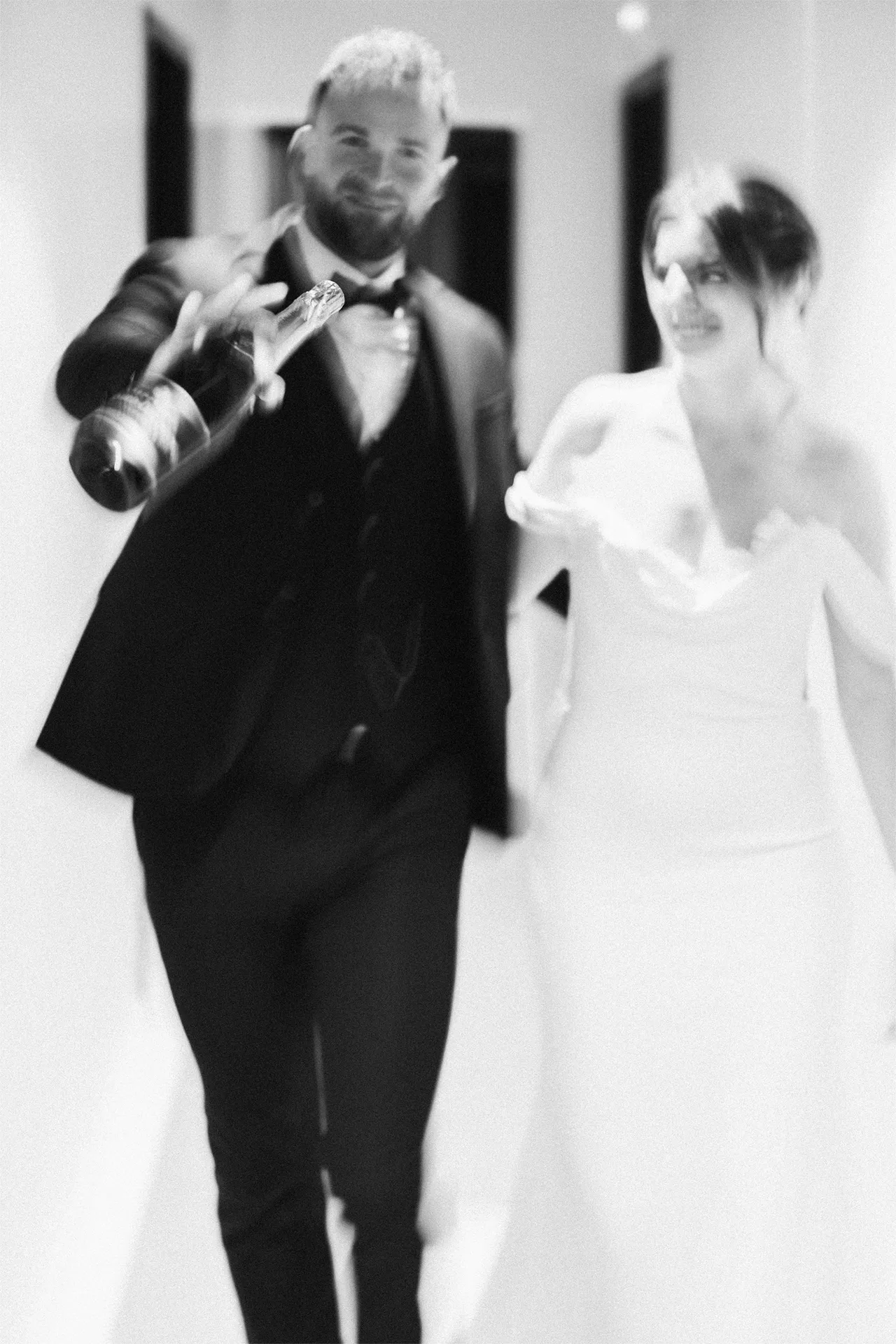 Domaine mariage bohème à Apt 84400 Vaucluse : domaine de charme pour mariage en Provence avec hébergement et proche champs de lavandes pour organisation de cérémonie laïque