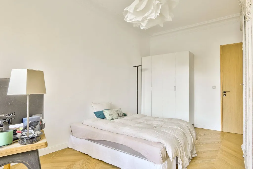 A  Vendre appartement familial Mallarmé / Courcelles  Paris 75017