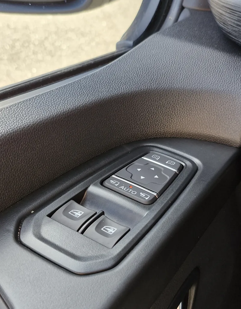 Renault Trafic VAN Cabine Approfondie L2H1 3T Advance Blue dCi 150 Auto TVA récupérable / Attelage / Habillage bois / Caméra de recul près de Toulouse à Plaisance du Touch