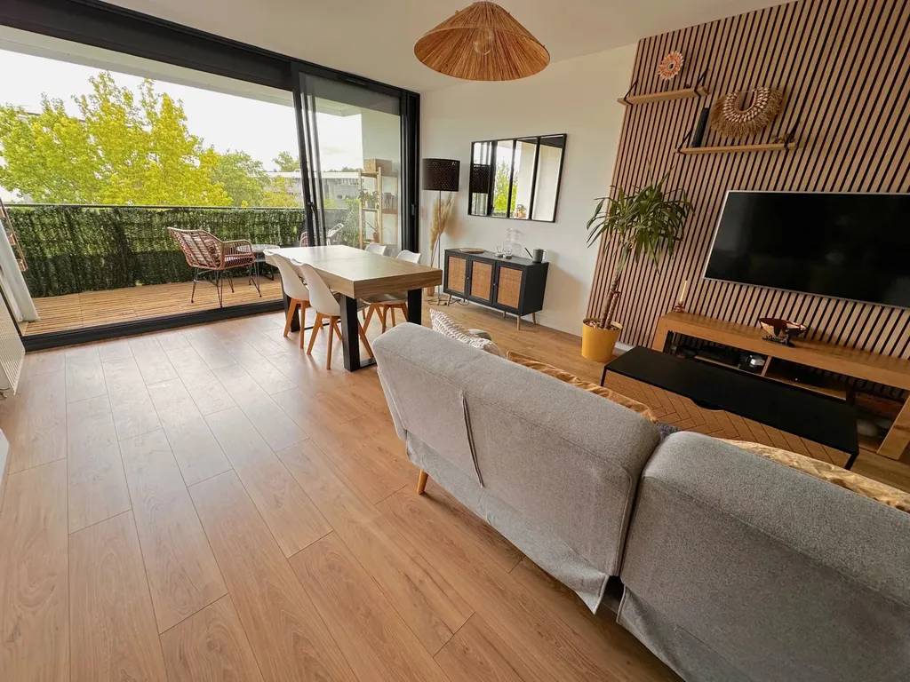 Appartement coup de coeur à BRUGES lumineux - Terrasse, parking couvert, sans travaux, prestations de qualité