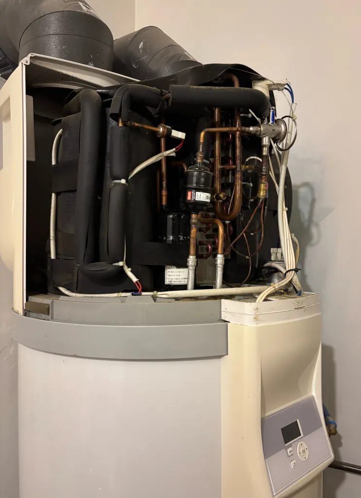 Entretien d’un ballon thermodynamique Atlantic à Bondy – Intervention Eco Degrés

