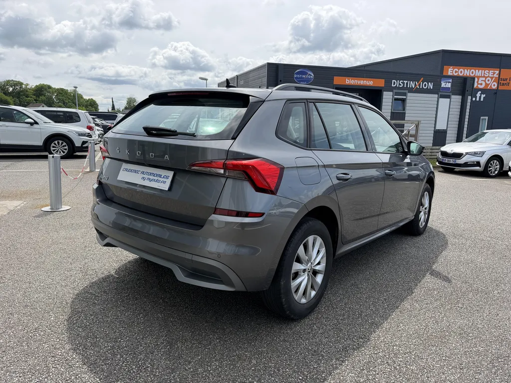 Achat voiture occasion SKODA Kamiq 1.0 TSI 110 ch DSG7 Ambition Business essence automatique proche Caudebec en Caux