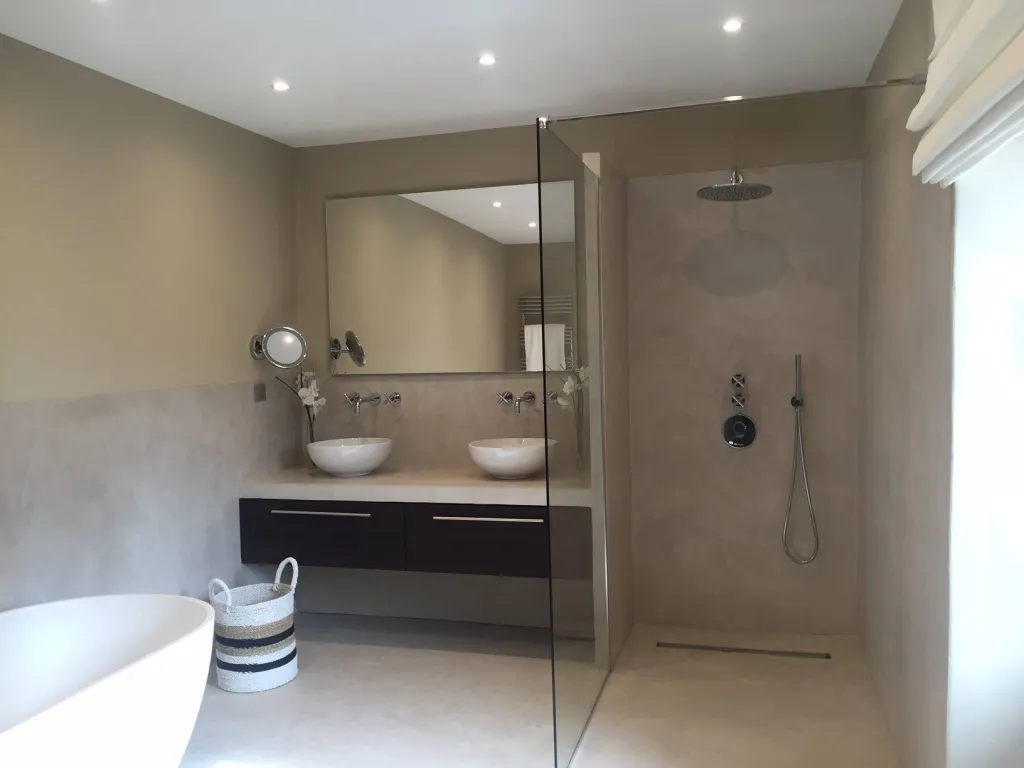 Une salle de bains réalisée par Sacha HOUANT