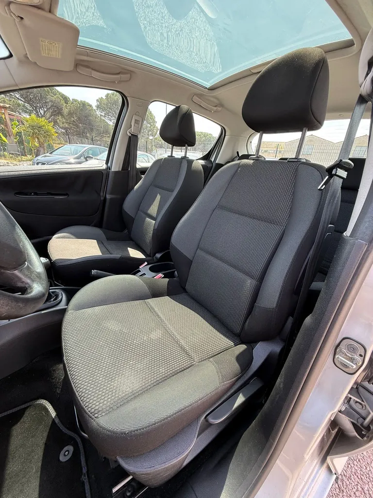 PEUGEOT 207 série Millesim 200 1.4 VTI 95CV