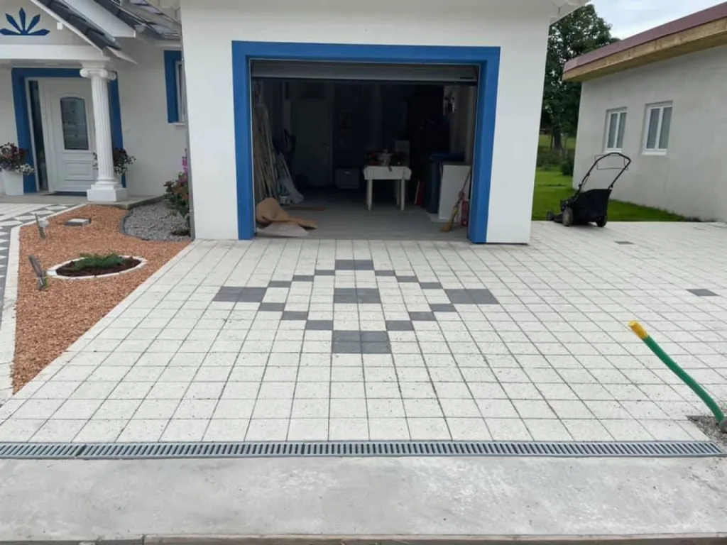 Pose de pavé pour une maison individuelle à Reichshoffen proche de Mertzwiller.