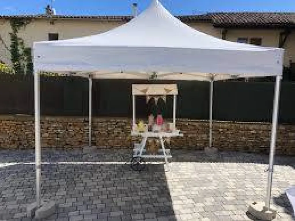 LOCATION BARNUM STAND TOULON