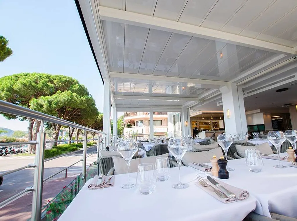 Pergola Biothermique à lames orientables