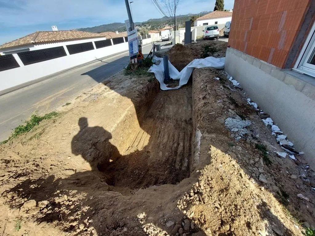 Création d'un bassin de rétention des eaux pluviales dans un lotissement à Allauch, près de Marseille