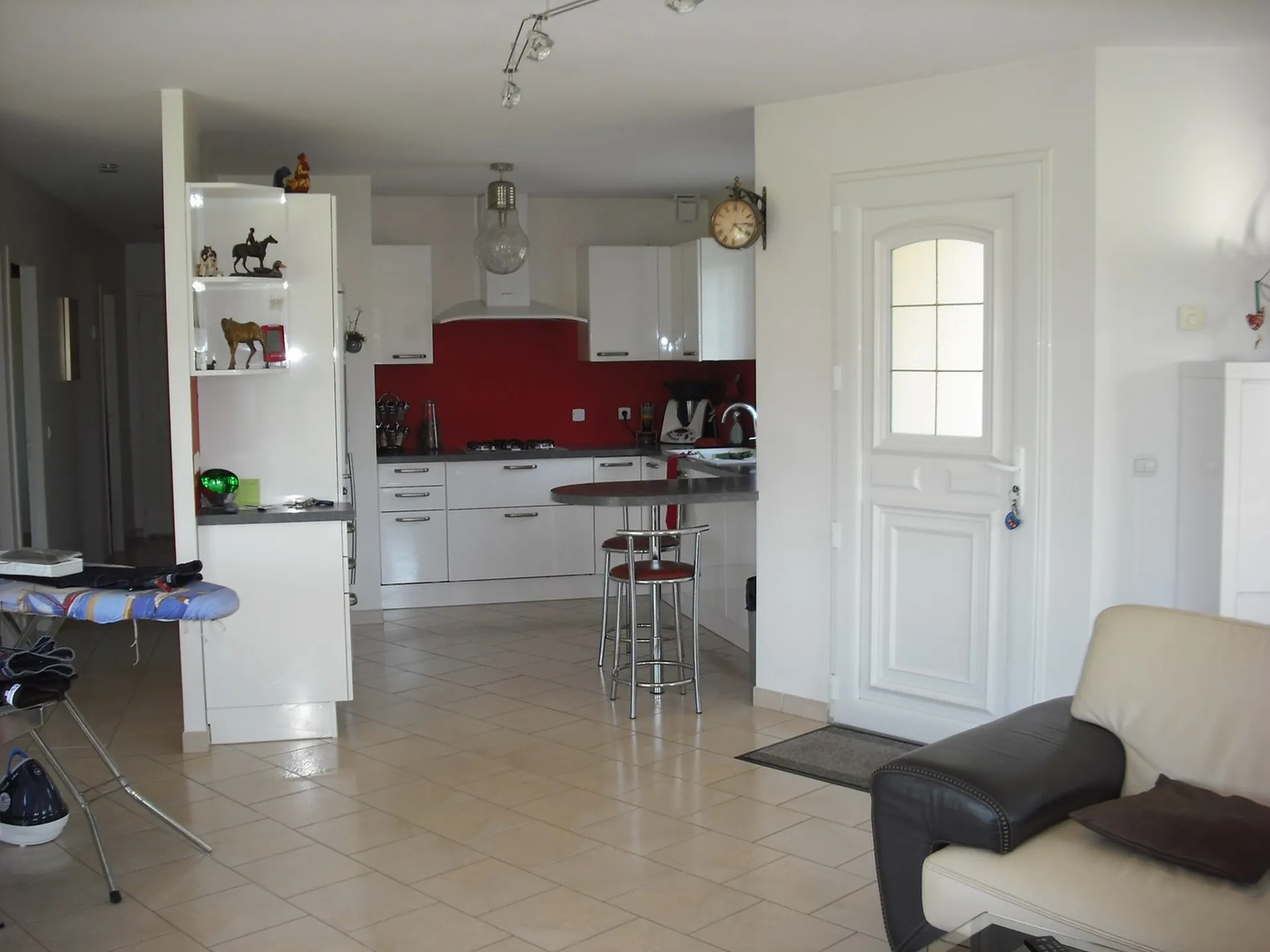 MAISON DE PLAIN-PIED ENTRE LIVAROT ET VIMOUTIERS