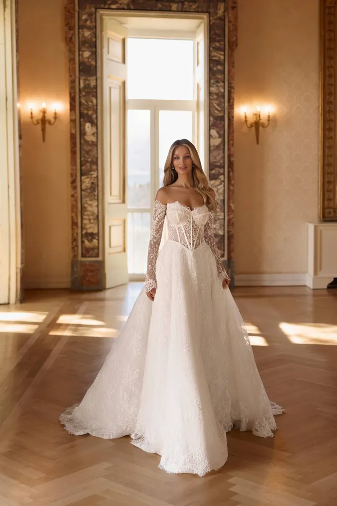 Robe de mariée princesse en dentelle chantilly à Marseille près de Martigues