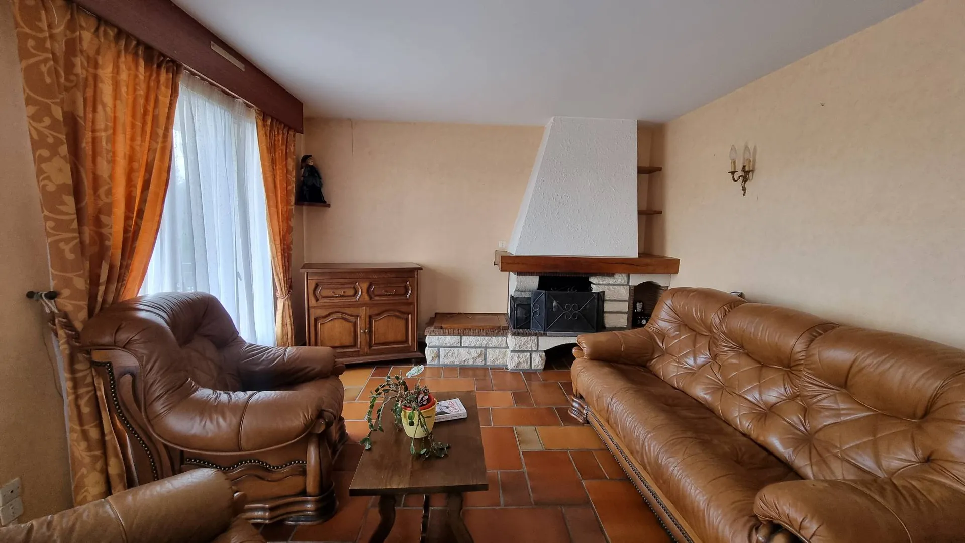 A vendre beau pavillon de 120 m² habitables avec possibilité d'aménagement supplémentaire, 4 chambres, sur le plateau Aliermontais 76510