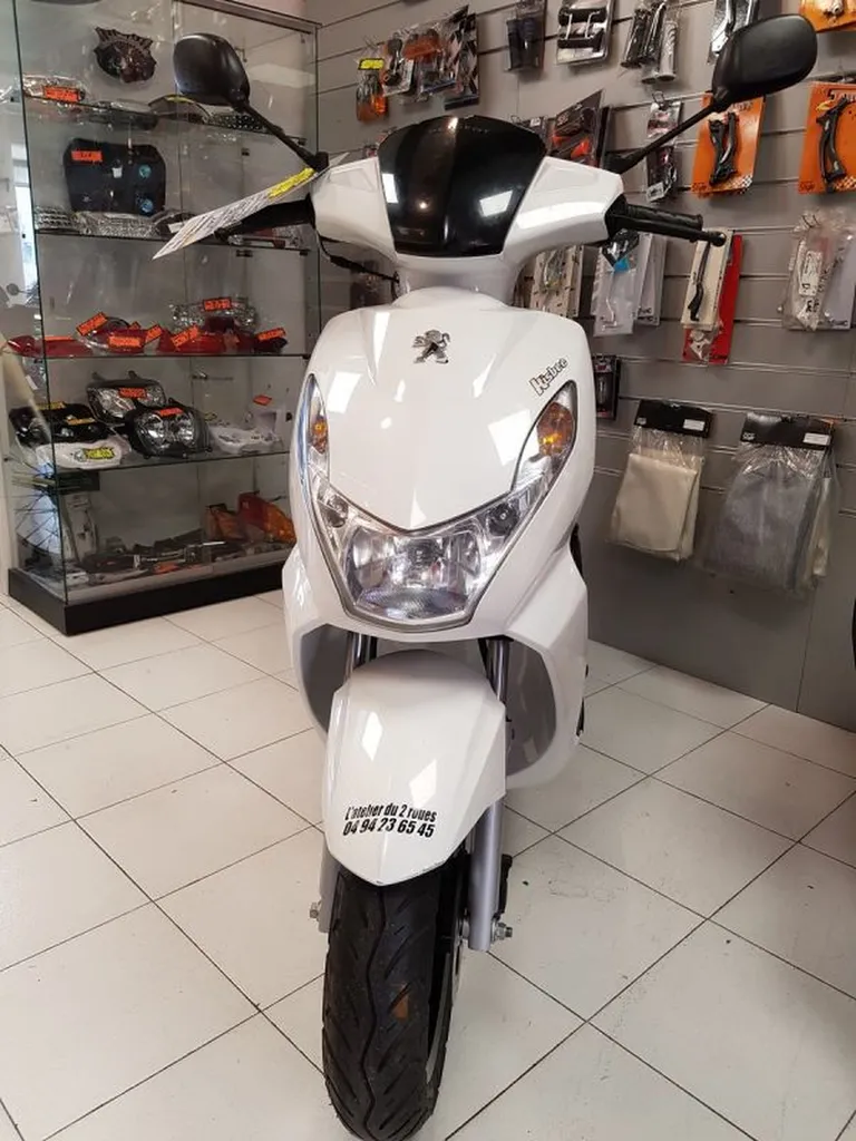 SCOOTER OCCASION PEUGEOT KISBEE 50 VAR