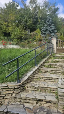garde-corps alu gris anthracite pour descente d'escaliers extérieurs à Andrézieux-Bouthéon par 3 Baies