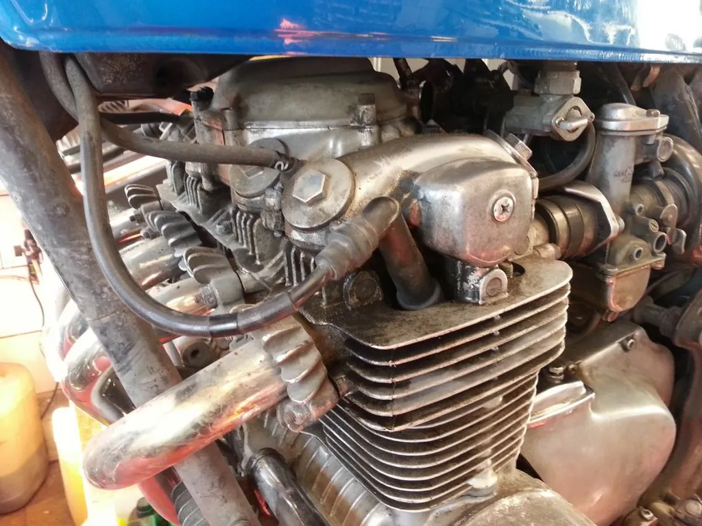 HONDA CB550 FOUR SUPER SPORT VAR