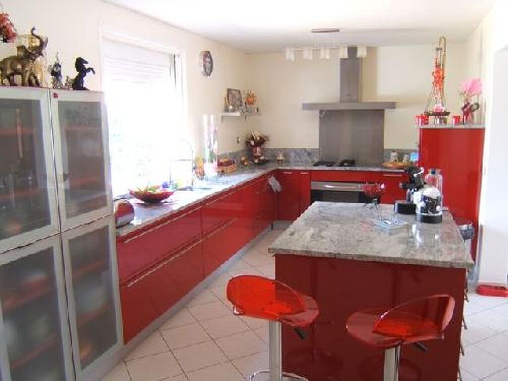 Où trouver un logement 5 sur Roquefort La Bédoule