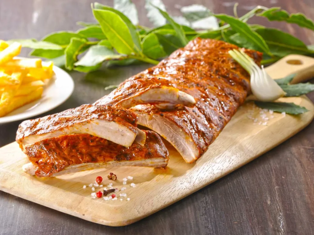 Photographe pour restaurant Travers de porc grillé sauce barbecue