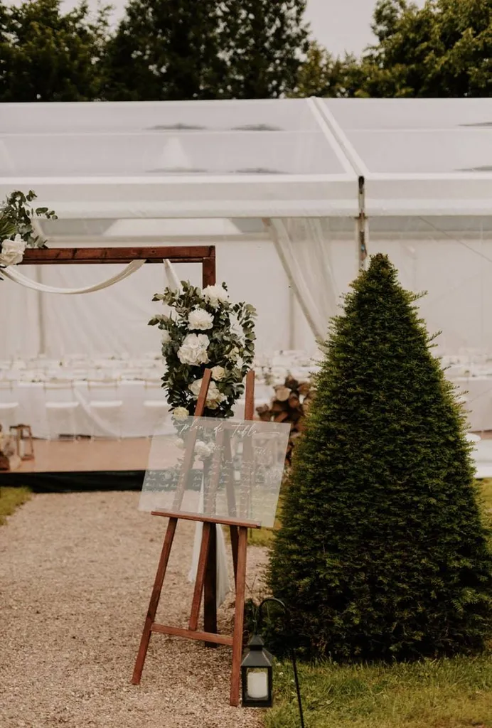 réalisation d'un panneau en plexiglass
