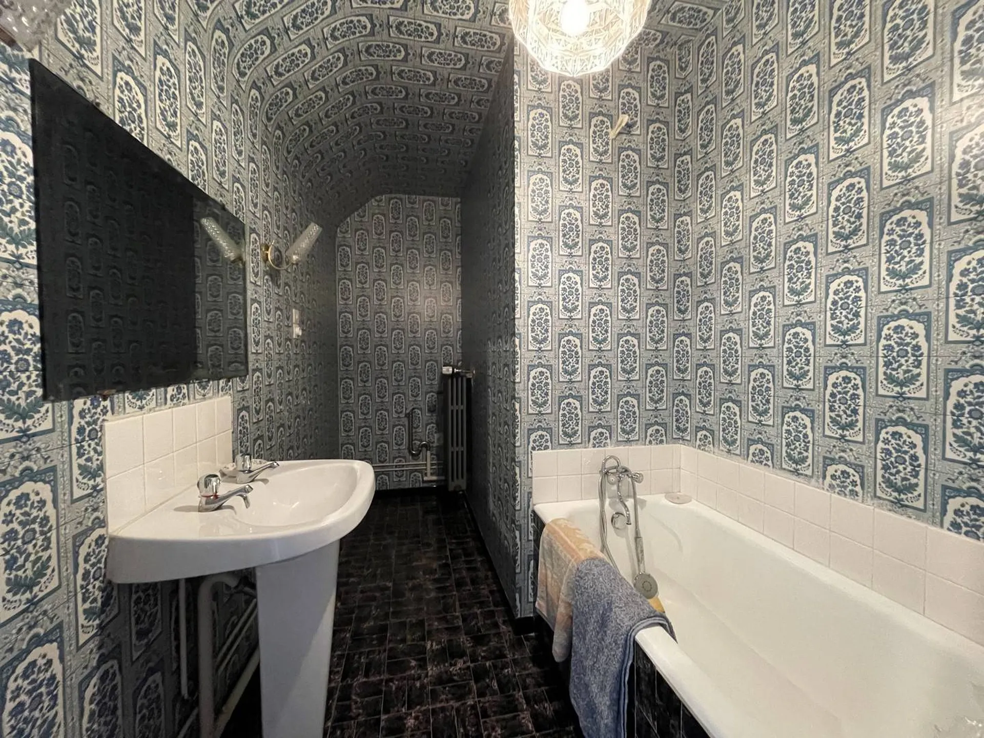 **Maison avec accès facile à l'A28 à vendre** : Idéalement située pour les trajets vers Rouen et Amiens, offrant un accès pratique aux axes autoroutiers.