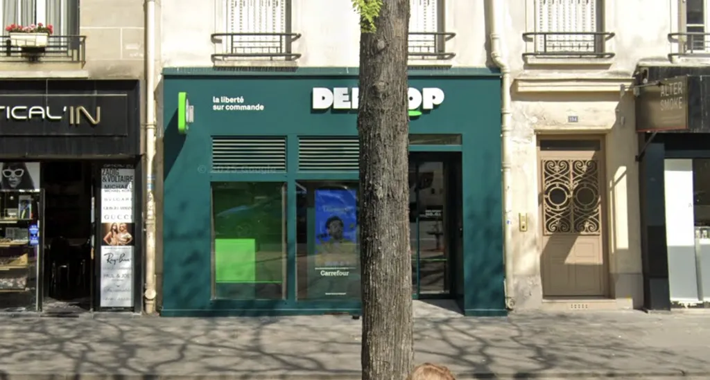 Location - Boutique 61 m², Porte de Saint Cloud, Avenue de Versailles 75016 PARIS