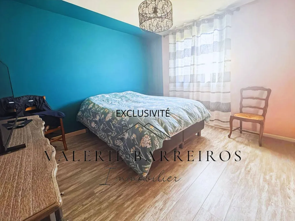 A acheter charmante maison de 90 m² édifiée sur un terrain de 1333 m² sur la commune de SOTTEVILLE SOUS LE VAL