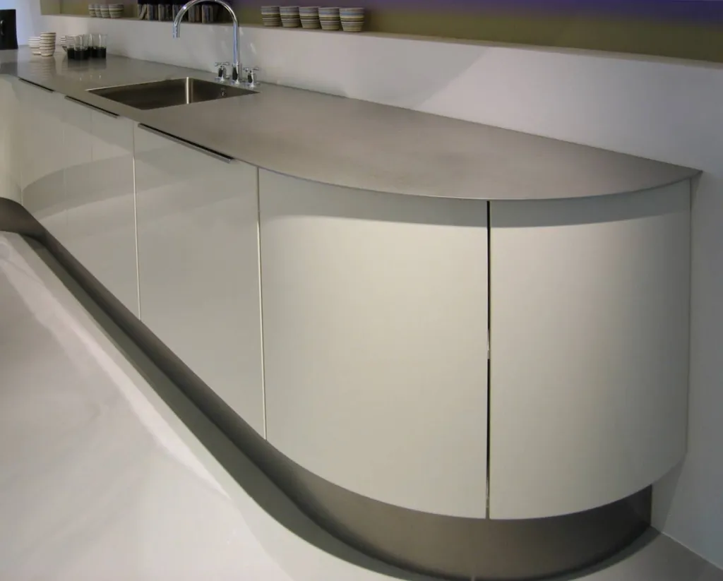 plan de travail sur mesure et arrondi 4 mm Menton