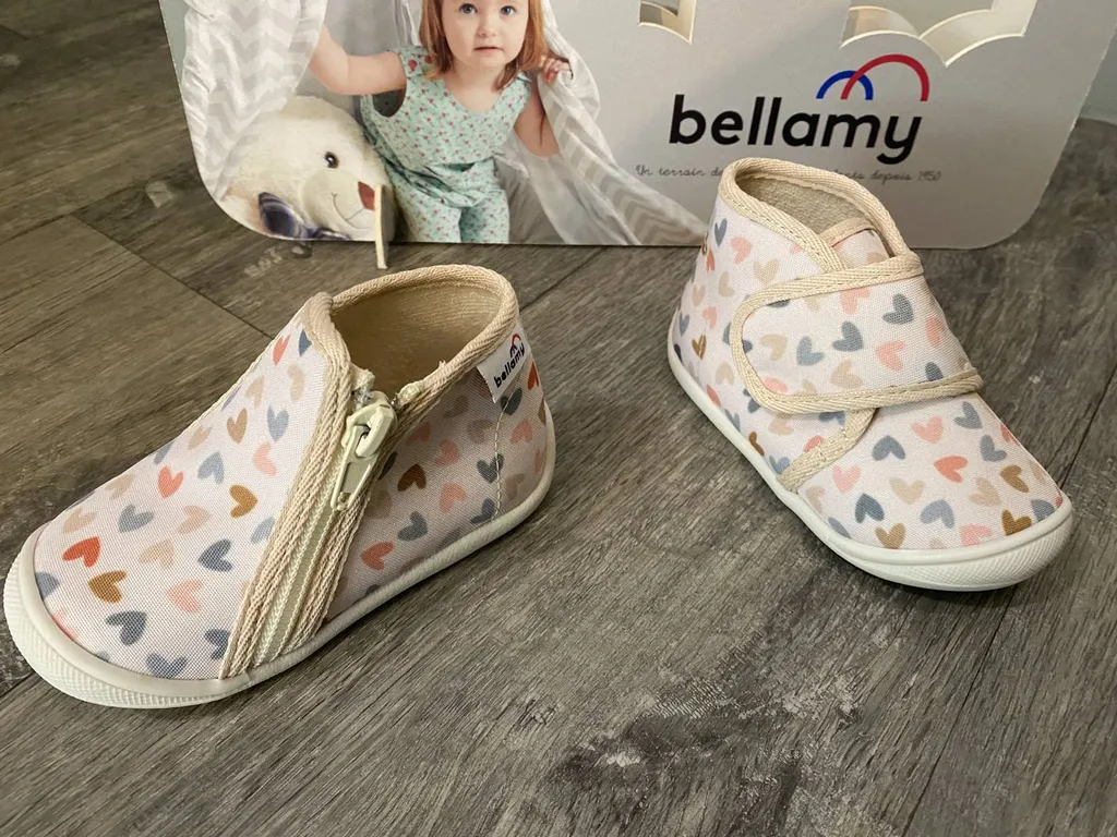 pantoufle avec semelle pour bébé fille près de Blanquefort