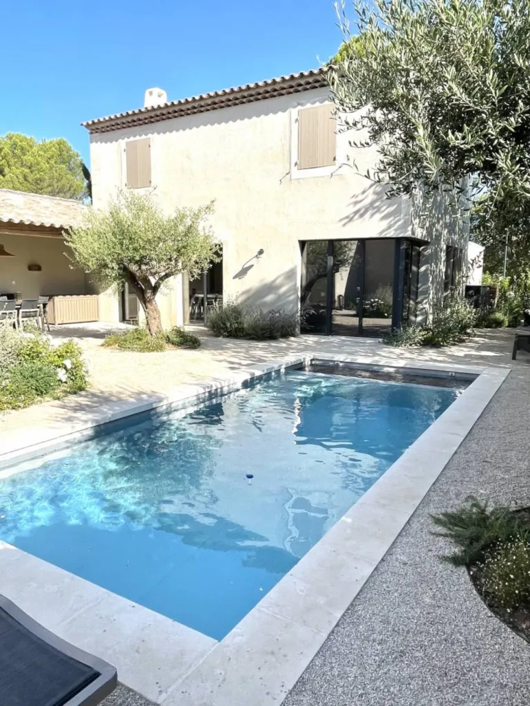 Rénovation, Agencement et Décoration de Votre Maison de Vacances ou de Famille : Faites Confiance à Inspirations d'Intérieurs