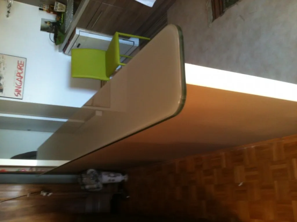 Comptoir de cuisine en verre