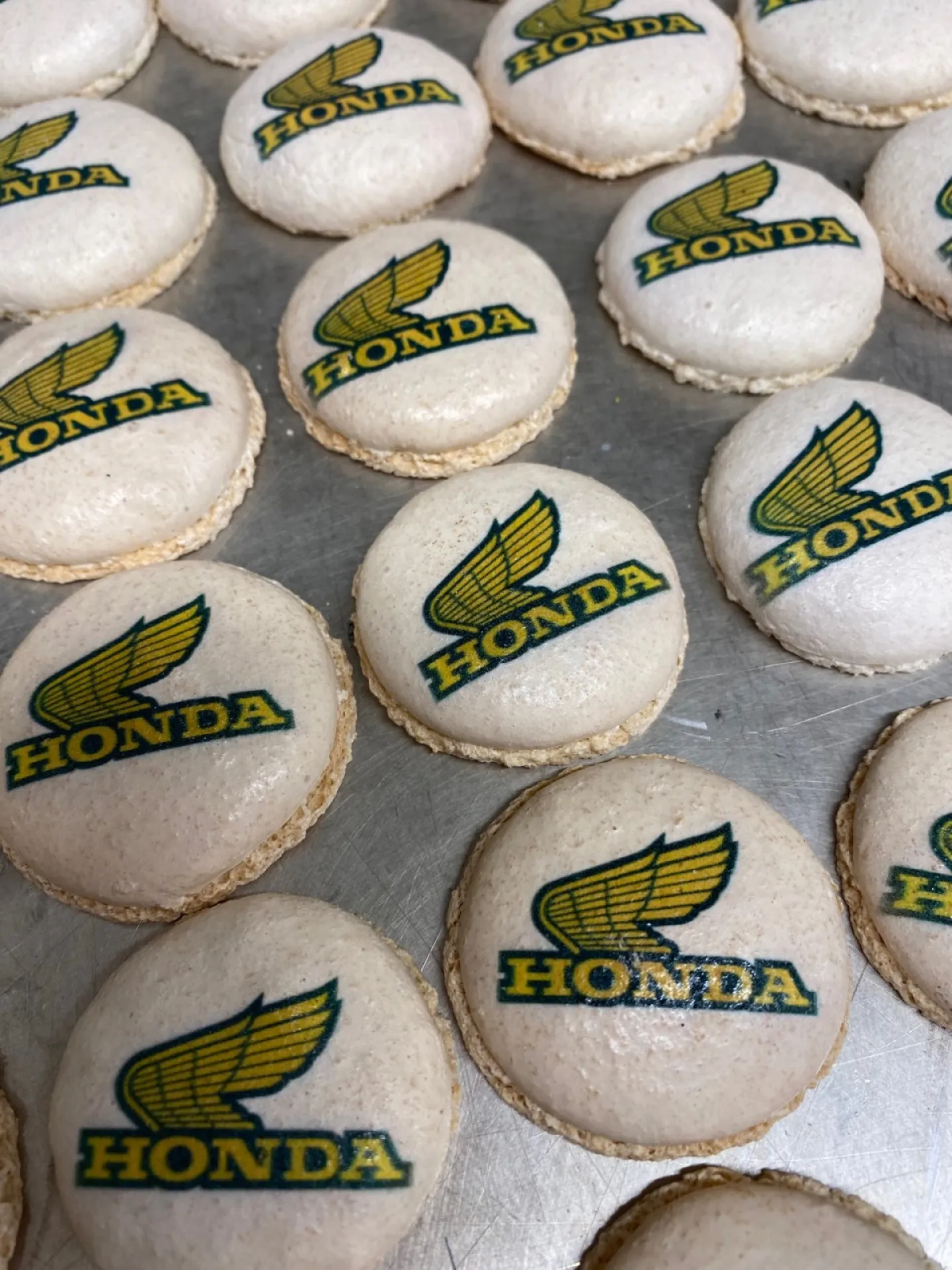 macarons avec logo personnalisé, lyon