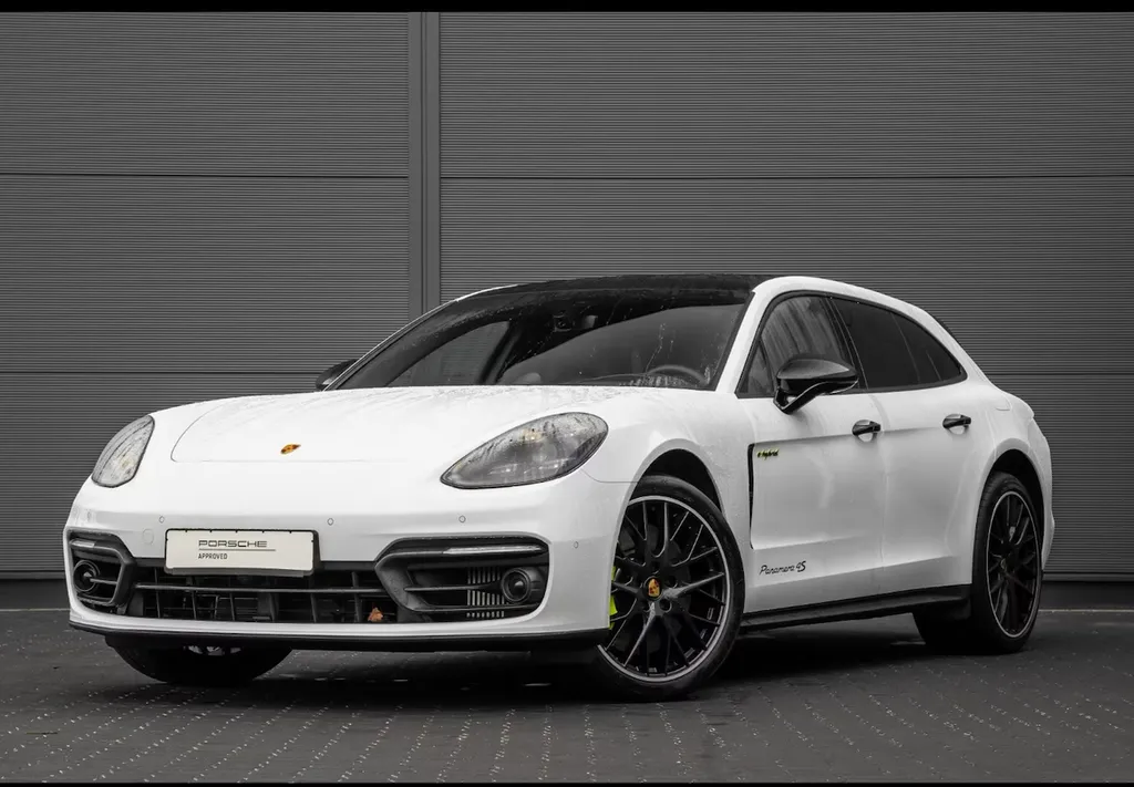 Porsche Panamera 4S Sport Turismo vendue par Asphalte Diffusion – berline sportive premium en Gironde