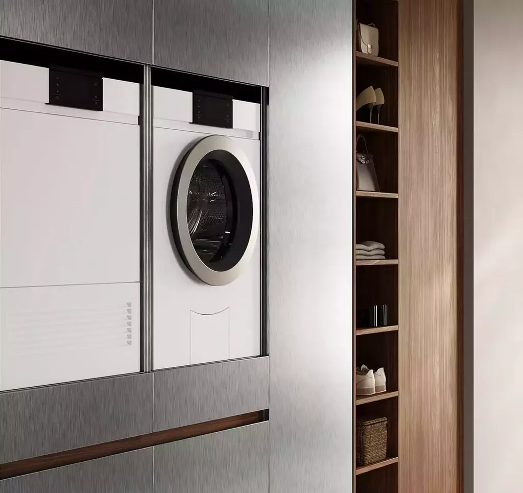 création d'une buanderie sur mesure avec machine à laver en hauteur à Montauban