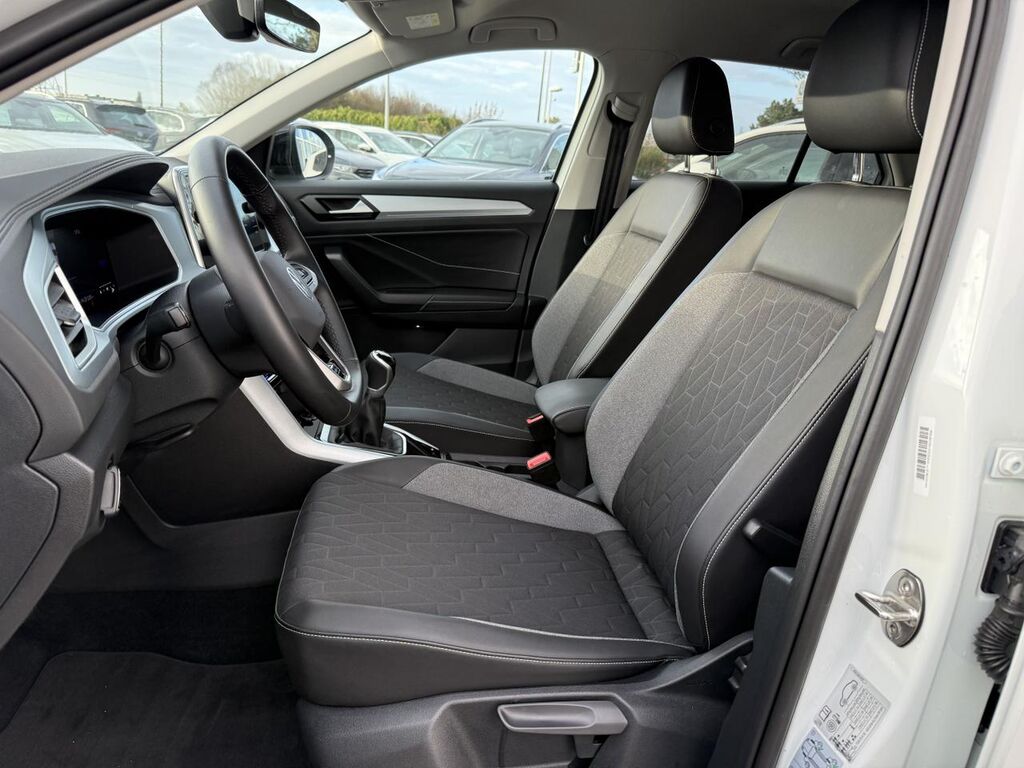 Volkswagen T-Roc d’occasion proche Rouen – SUV essence fiable et équipé chez Caudebec Automobiles