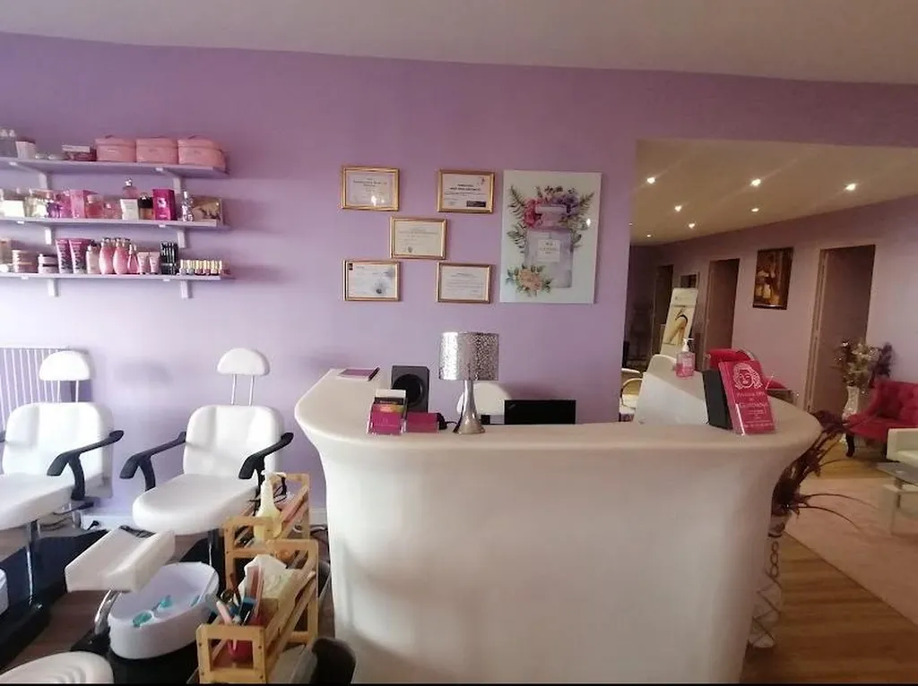Cession de bail - Boutique 325 m², Gambetta, Rue de Ménilmontant 75020 PARIS