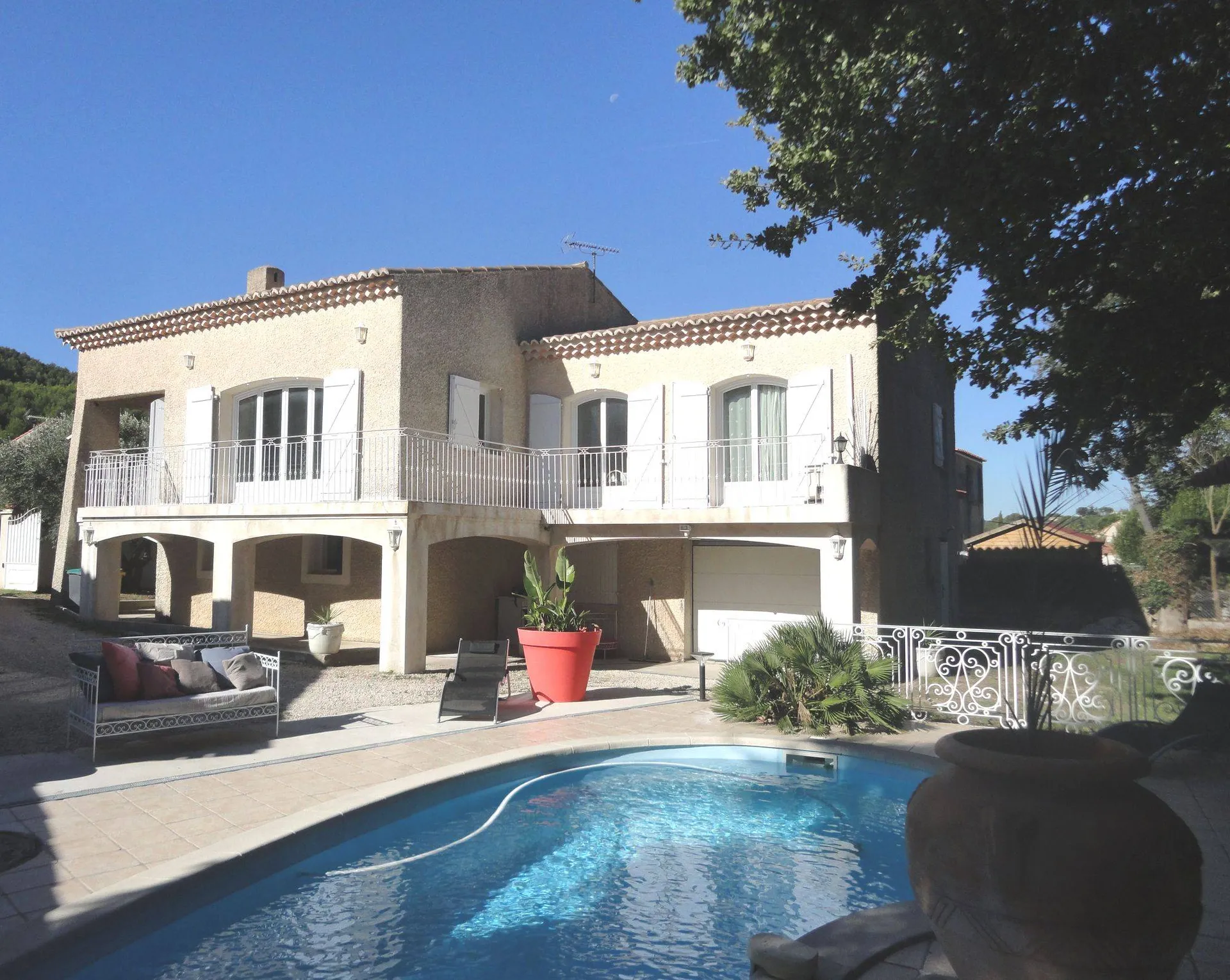 MAISON A VENDRE Roquefort La Bédoule T4 avec studio indépendant 