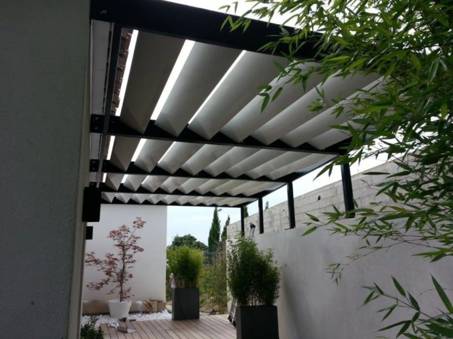THERMOLAQUAGE D UNE PERGOLA