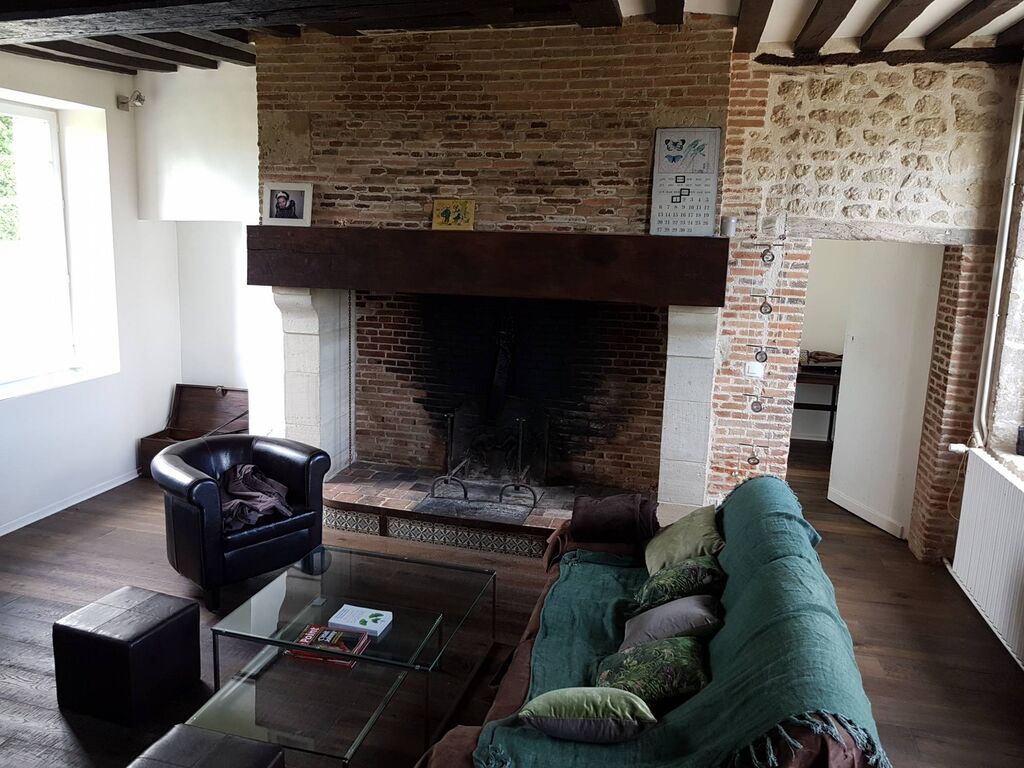 Acquérir une maison d'habitation avec boxe pour chevaux