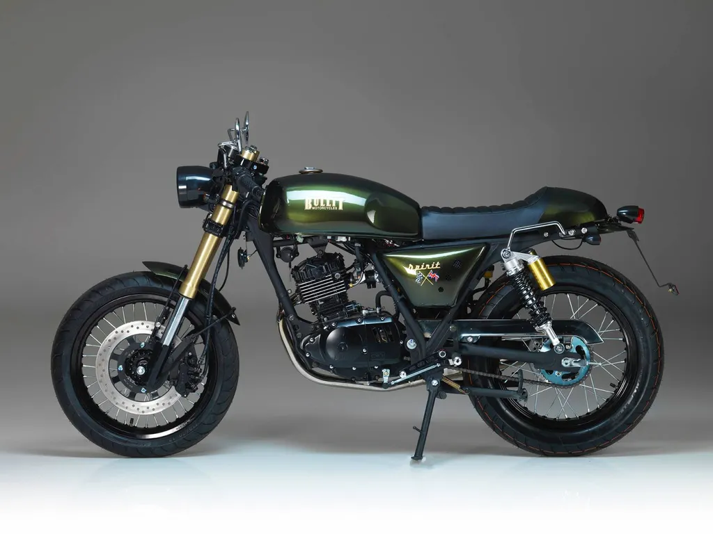 Moto BULLIT SPIRIT Sanary/mer : profil gauche