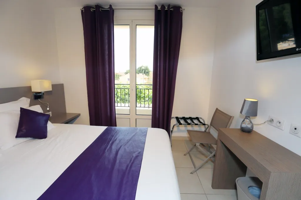 HDLP-Hôtel De La Plage, Bormes Les Mimosas - La FavièreHDLP Classic Sud Wifi 