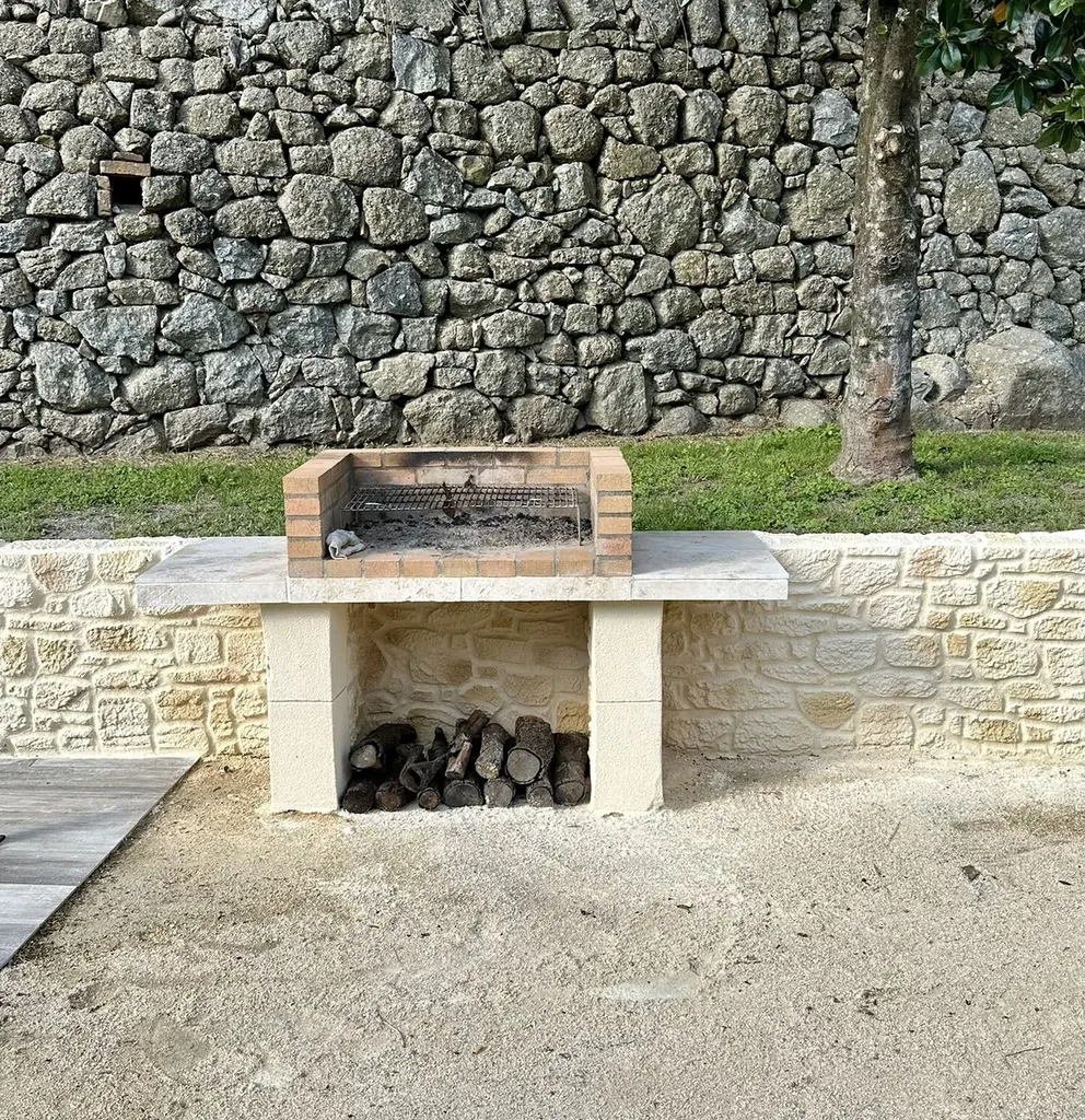 Façade imitation pierre dans le Var  (83) et les Bouches-du-Rhône (13) Valorisez votre pâtrimoine et vos extérieurs avec STONEO