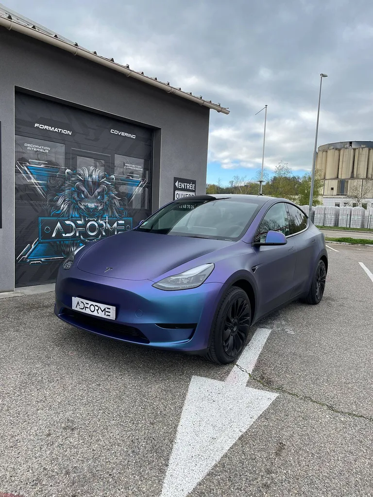 Covering Tesla Model Y 