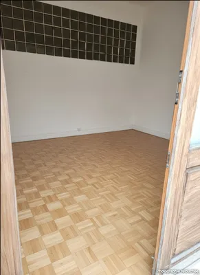 Belle Maison de village avec gros potentiel à rénover spécial investisseurs et marchands de biens à Carcès sur cinq niveaux