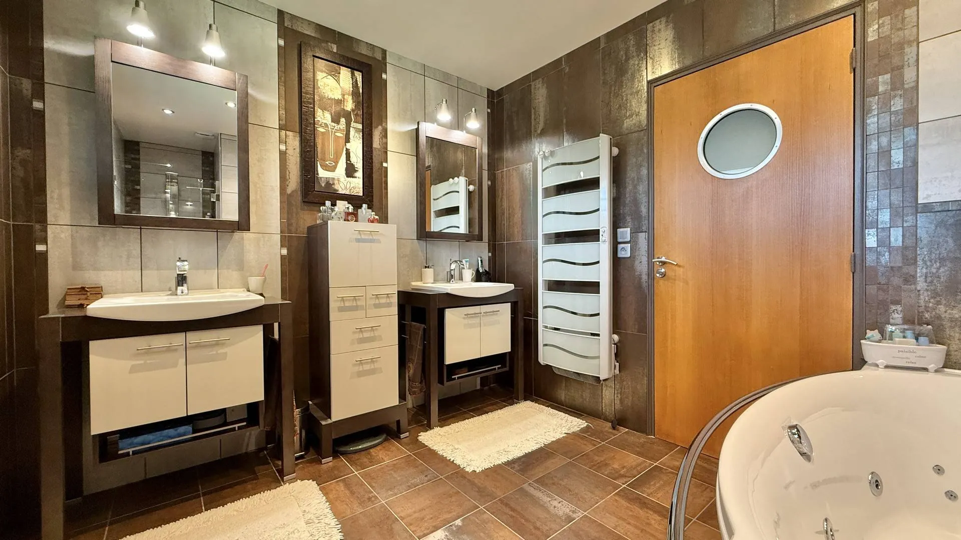 Saint-Saëns : maison proche commodités, écoles et accès A28 : Localisation idéale entre ville et campagne.