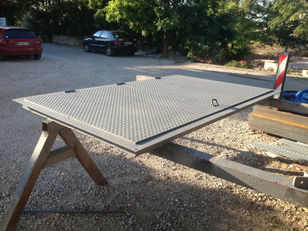 TRAPPE D'ACCES MARTIGUES