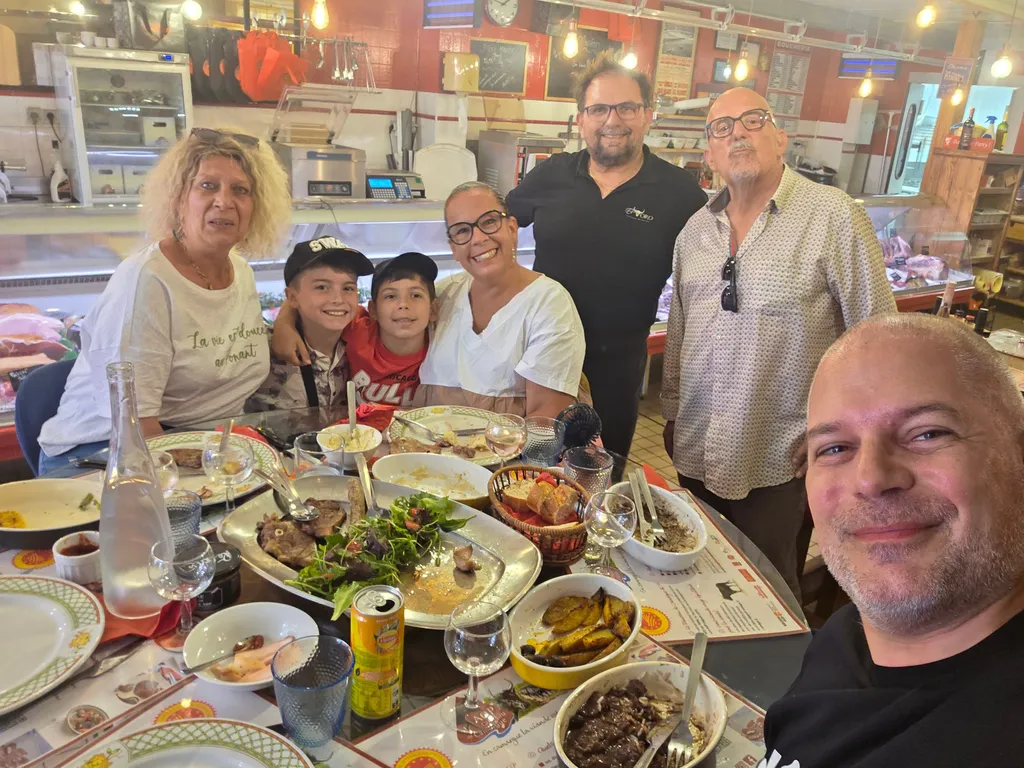 le restaurant est ouvert