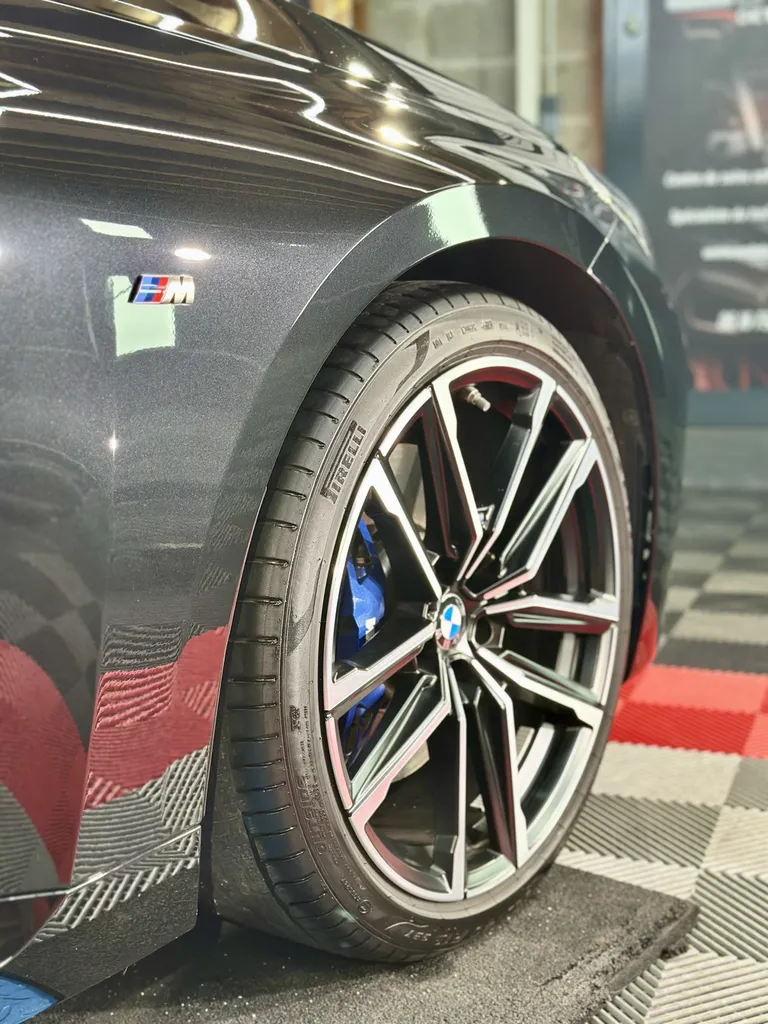 Detailing polissage protection carrosserie spécialiste BMW série 2 Brignais
