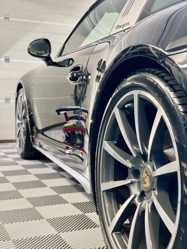 Polissage de carrosserie et traitement céramique proche de Saint Genis Laval